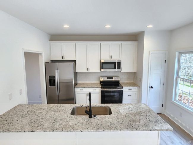 UNIT-410 - 3008 Hill St, Townhouse with 3 bedrooms, 4 bathrooms and null parking in Lynchburg VA | Image 10