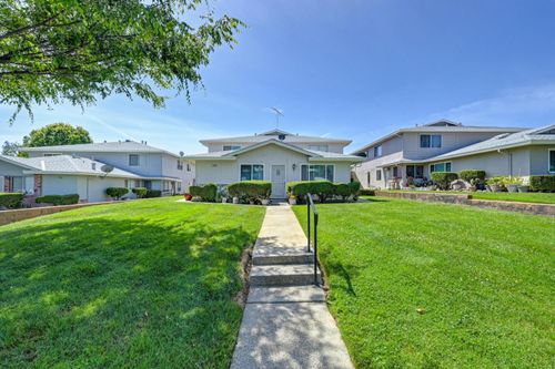 4-11680 Garnet Way, Auburn, CA, 95602-2451 | Card Image