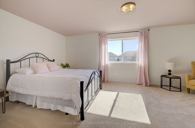 12 Gage St, House attached with 3 bedrooms, 2 bathrooms and 1 parking in Grimsby ON | Image 20