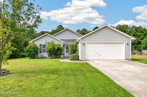 305 N Elisa Ln, Hubert, NC, 28539-4651 | Card Image