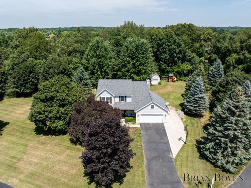 5299 Rainbow Ridge Ct, Rockford, MI, 49341-8413 | Card Image