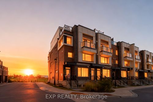 525 Ozawa Pvt, Ottawa, ON, K1K4Z8 | Card Image