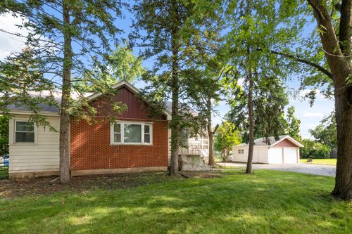 8459 S 85th Ct, Hickory Hills, IL, 60457-1007 | Card Image