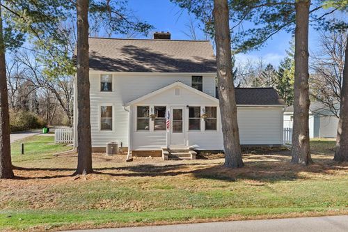 W380N8481 Mill Street, Oconomowoc, WI, 53066 | Card Image