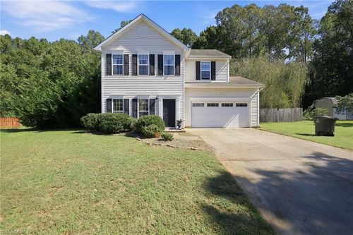 203 Crest Stone Ct, Kernersville, NC, 27284-6846 | Card Image