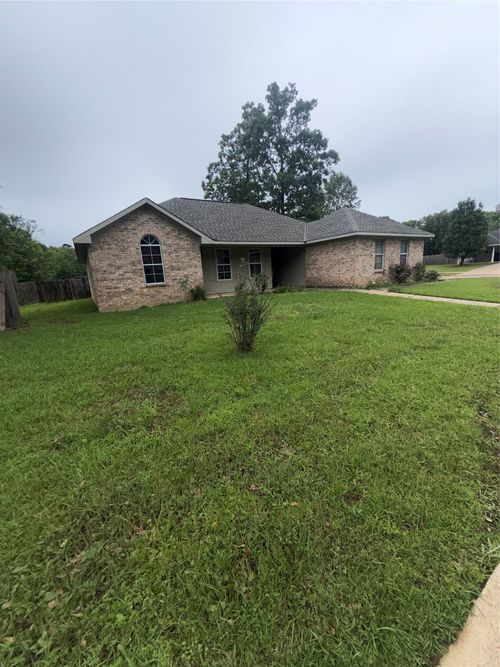 410 Cross Dr, Haughton, LA, 71037-7121 | Card Image