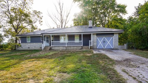 25 Vo Tech Dr, Louisburg, MO, 65685-9152 | Card Image