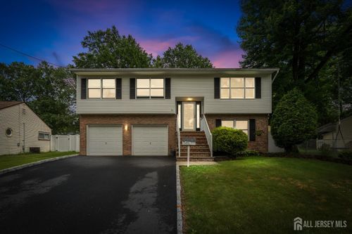 45 Kenmore Rd, Edison, NJ, 08817-4009 | Card Image