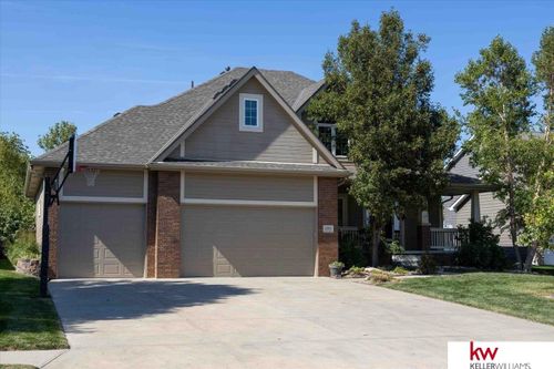 15814 Sheffield Street, Bennington, NE, 68007 | Card Image