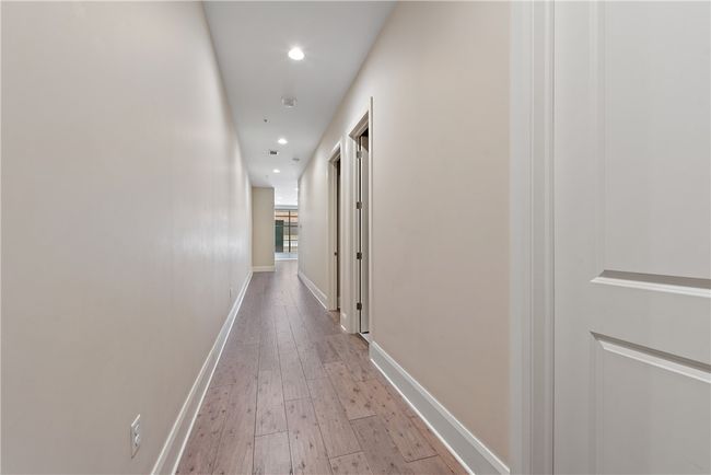 APT-518 - 301 5 Th Ave, Condo with 2 bedrooms, 2 bathrooms and 1 parking in Pittsburgh PA | Image 4