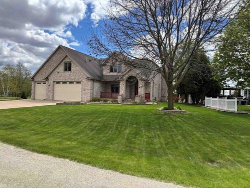 W5085 Fox Lane, Sherwood, WI, 54169 | Card Image