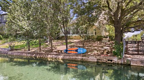 101 E Edgewater Ter, New Braunfels, TX, 78130-4005 | Card Image