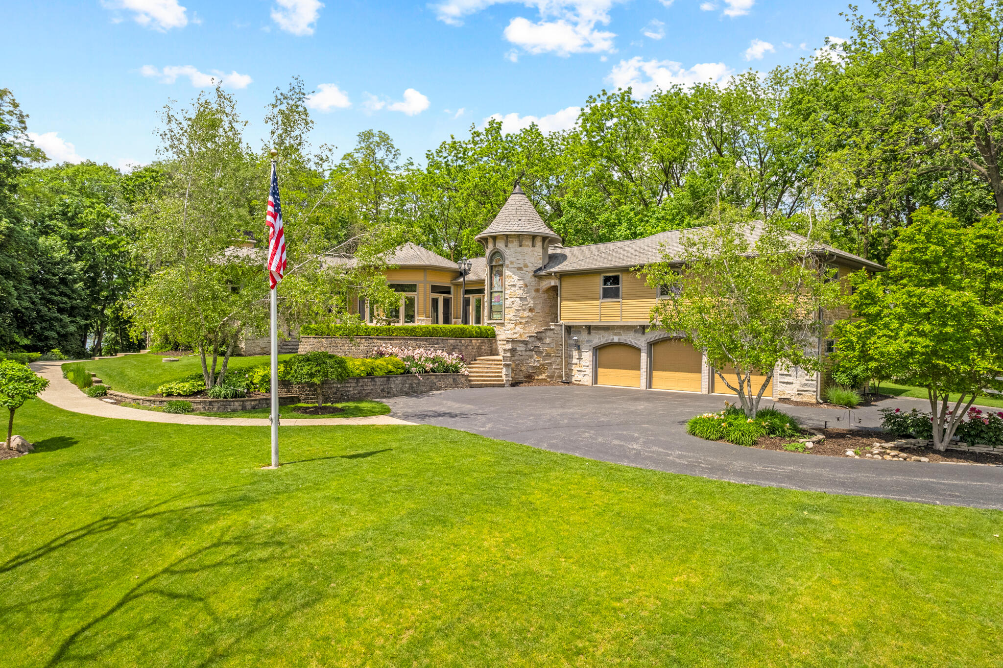 Pleasant Lake Rd, East Troy, WI 53120