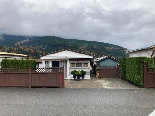 64-1436 Frost Rd, Lindell Beach, BC, V2R4X8 | Card Image