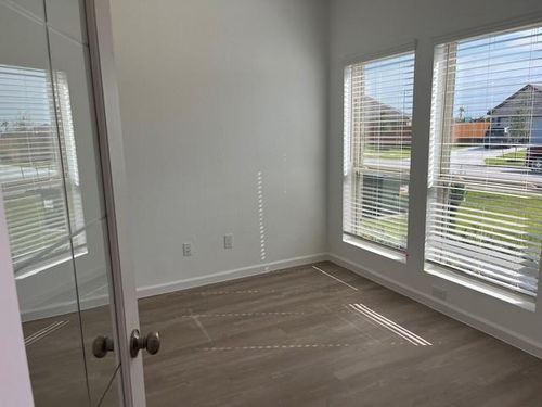 6306 Breakaway Grove Dr, Katy, TX, 77493-5783 | Card Image