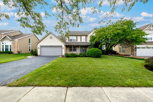1535 Birmingham Ln, Crystal Lake, IL, 60014-1912 | Card Image