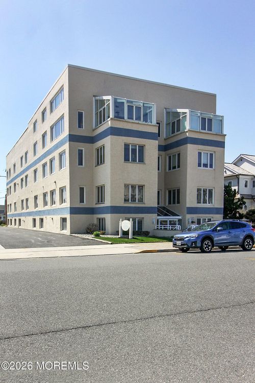 15 Garfield Ave, Avon-By-The-Sea, NJ, 07717-1445 | Card Image