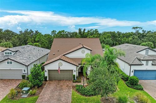 7572 Viola Loop, Lakewood Ranch, FL, 34202-2621 | Card Image