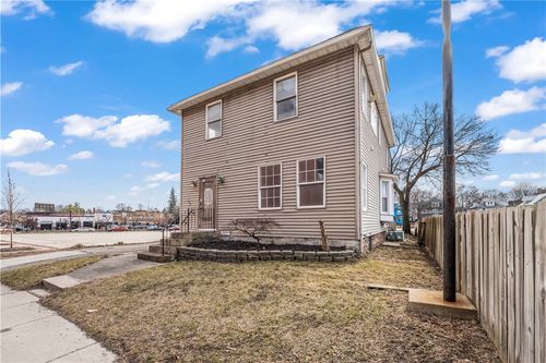 135 W Ridge Rd, Rochester, NY, 14615-3554 | Card Image