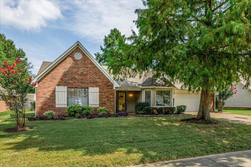 6640 Laurel Valley Dr, Bartlett, TN, 38135-1574 | Card Image