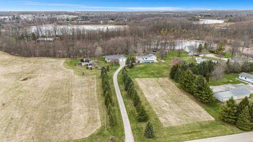 411 Lake St, Sand Lake, MI, 49343-9562 | Card Image
