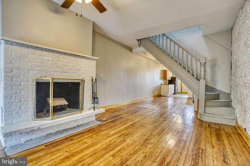 343 E 21st St, BALTIMORE, MD, 21218-6120 | Card Image