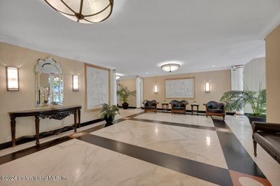 Lobby | Image 3