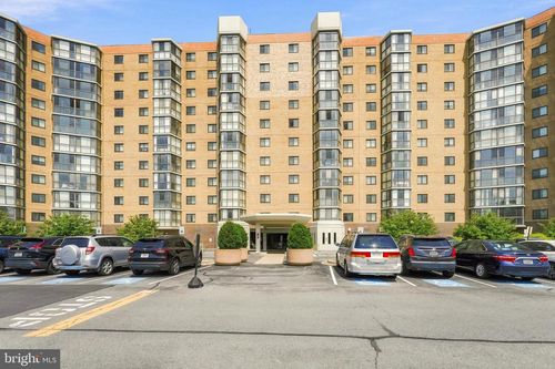5-427-3330 N Leisure World Blvd, SILVER SPRING, MD, 20906-5622 | Card Image