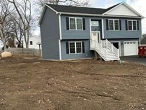 3 June Court, West Warwick, RI, 02816 | Card Image