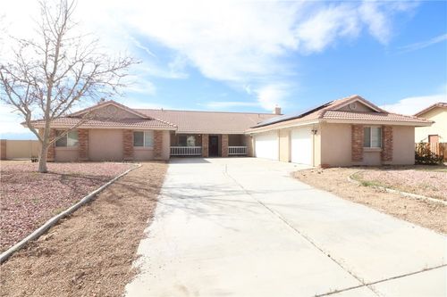 13436 Havasu, Apple Valley, CA, 92308 | Card Image