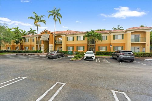 apt-202-7230 Nw 114th Ave, Doral, FL, 33178-5566 | Card Image