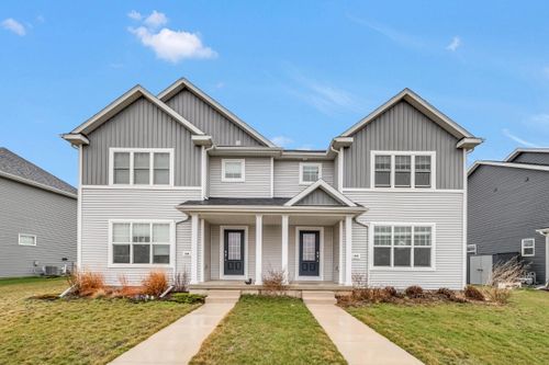 1638 Happy Trails Road, Verona, WI, 53593-9999 | Card Image