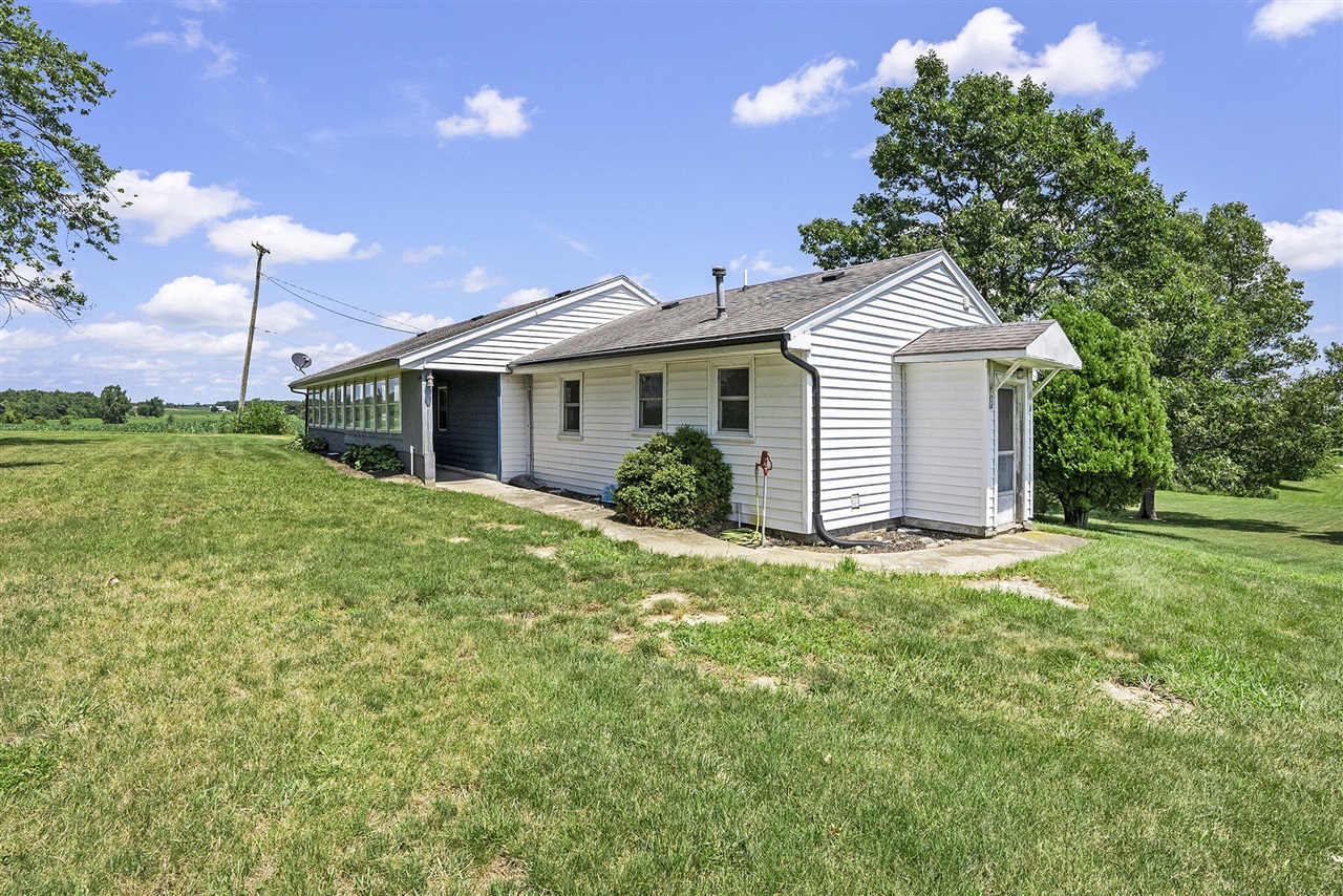 Day Rd, Pittsford, MI 49271