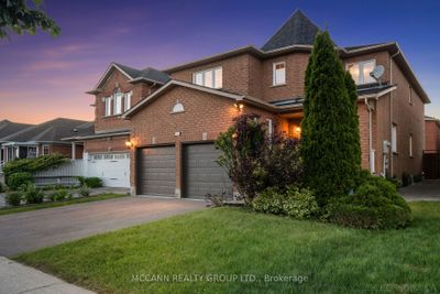 288 Drummond Dr, House other with 4 bedrooms, 4 bathrooms and 5 parking in Maple ON | Image 2