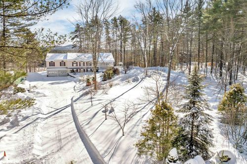 200 Pine River Path, Effingham, NH, 03882-8234 | Card Image