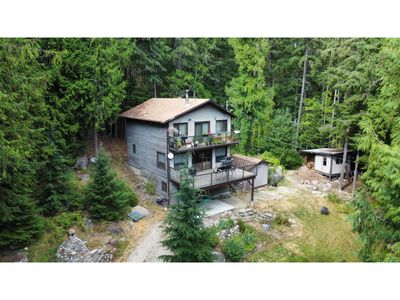 4895 Slocan River Rd, House other with 4 bedrooms, 2 bathrooms and null parking in Winlaw BC | Image 1