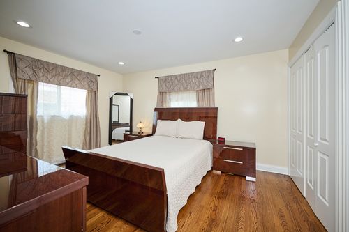 8841 Kathy Ln, Des Plaines, IL, 60016-3969 | Card Image
