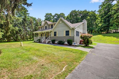 6 Summer Winds Ct, Cornwall On Hudson, NY, 12520-1442 | Card Image