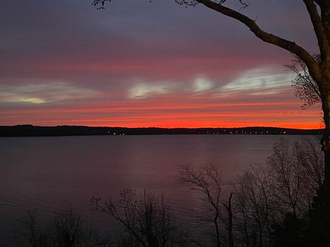 591 Shore Dr, House other with 3 bedrooms, 2 bathrooms and 2 parking in Big Sandy TN | Image 76
