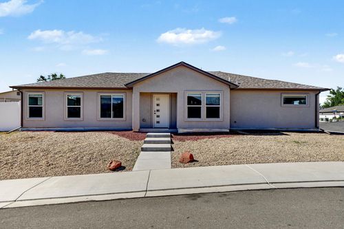 2913 Bookcliff Ave, Grand Junction, CO, 81504-4976 | Card Image