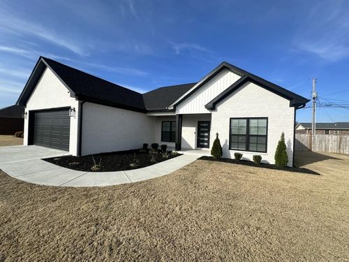 210 Market St, Muscle Shoals, AL, 35661-3693 | Card Image