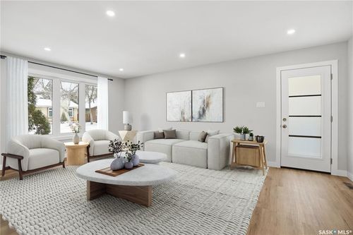31 Newstead Ave, Regina, SK, S4X1H1 | Card Image