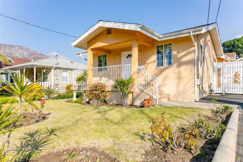 11020 Scoville Ave, Sunland, CA, 91040 | Card Image