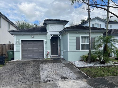 195 Ne 36th Ter, Homestead, FL, 33033 | Card Image