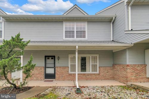 46 Sassafras Ct, North Brunswick, NJ, 08902-1092 | Card Image