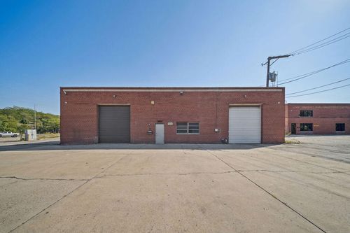3001 E End Ave, South Chicago Heights, IL, 60411-5508 | Card Image