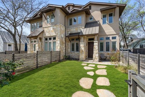 b-2002 Kinney Ave, Austin, TX, 78704-4008 | Card Image