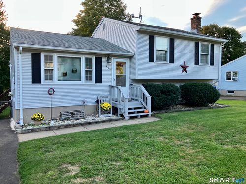 49 Costanzo Ct, Hamden, CT, 06518-2476 | Card Image