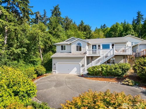 17725 Baywatch Court Ne, Poulsbo, WA, 98370 | Card Image