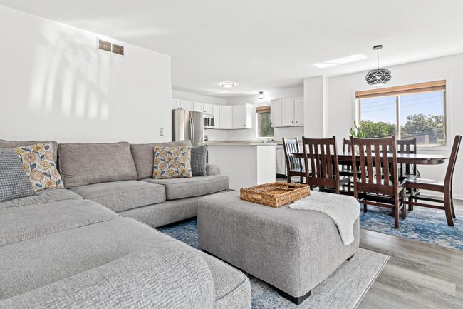 Great layout for entertaining | Image 8